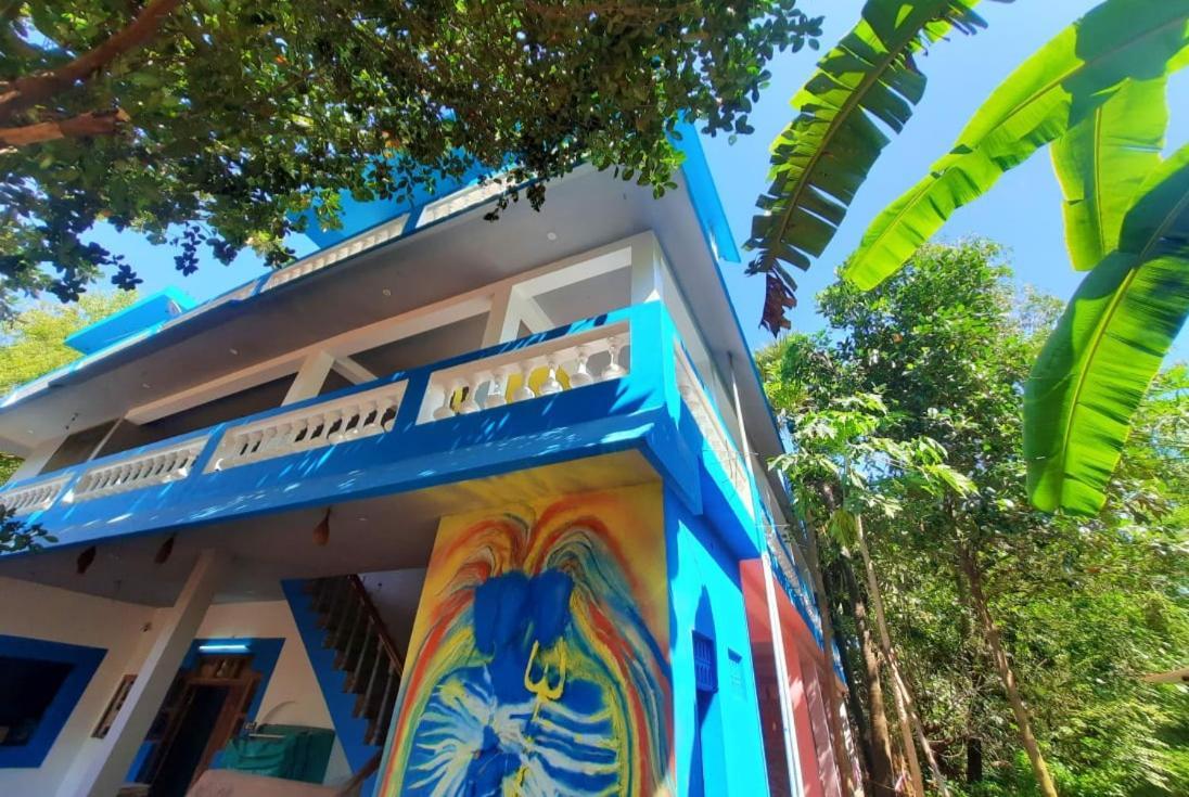 Unearth Hostel Auroville Luaran gambar