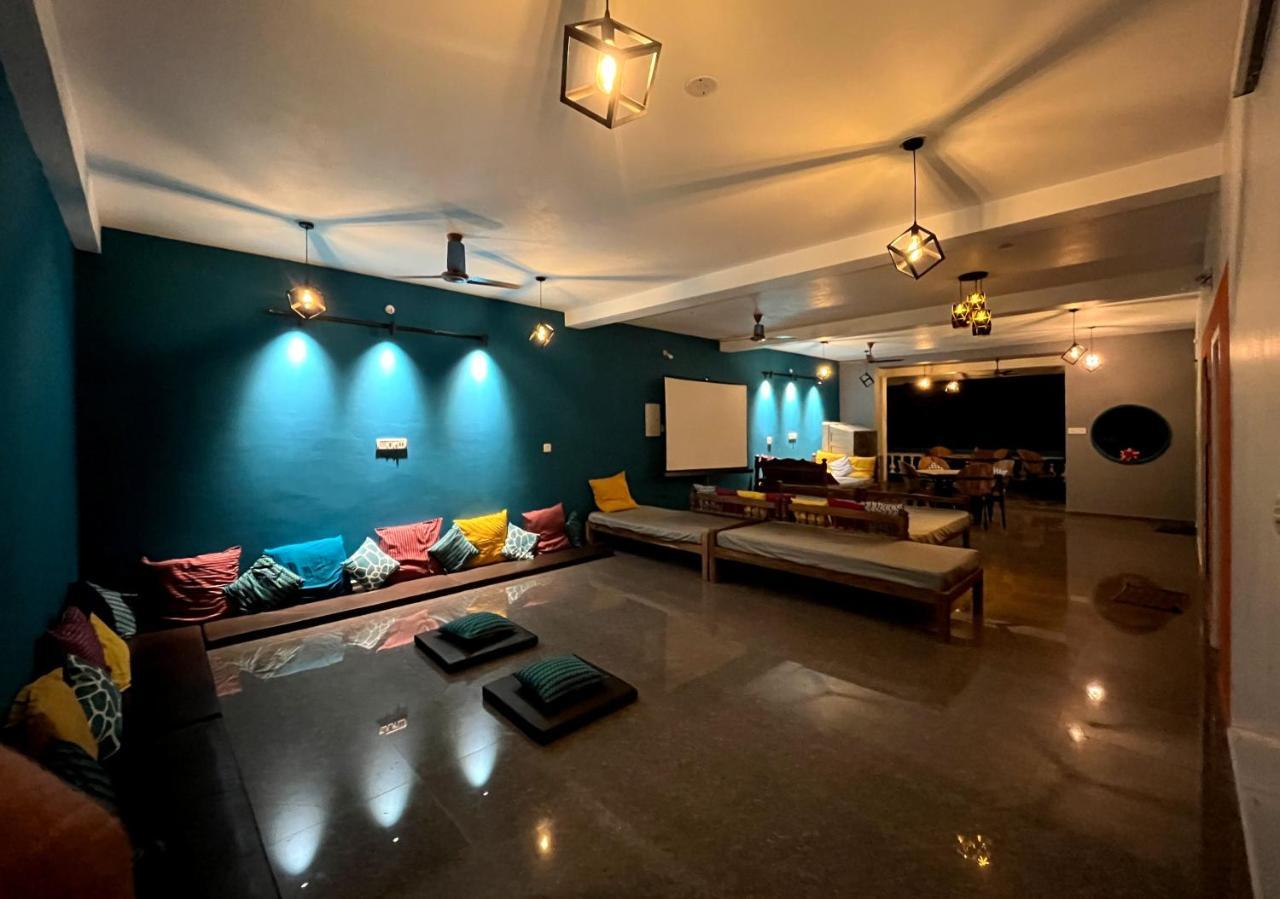 Unearth Hostel Auroville Luaran gambar
