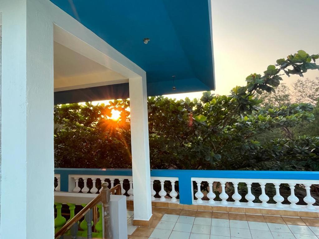 Unearth Hostel Auroville Luaran gambar