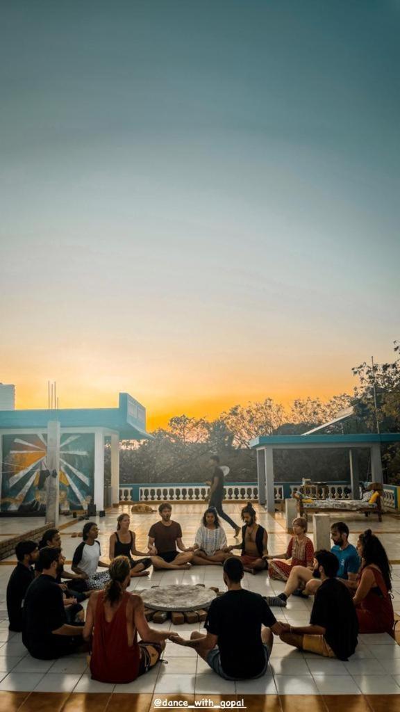 Unearth Hostel Auroville Luaran gambar